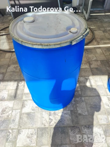 продавам бидон 208 л с капак, снимка 3 - Бидони, бурета и бъчви - 50730751