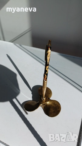 Vintage поставка за химикал във формата на корабна перка (пропелер) . , снимка 10 - Антикварни и старинни предмети - 53816881