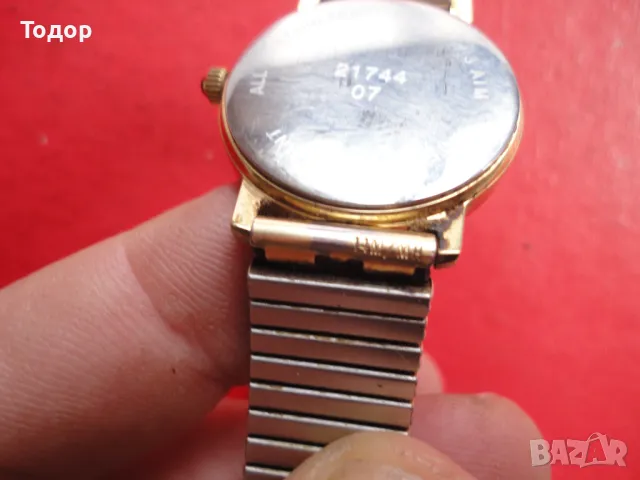 Позлатен часовник Regent Saphirglas, снимка 5 - Дамски - 48365058