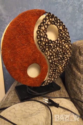  Дизайнерска Настолна лампа ying yang, снимка 3 - Настолни лампи - 34008149