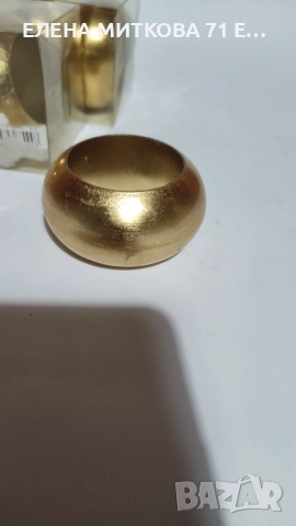 2 комплекта пръстени за салфетки в златист цвят, снимка 3 - Прибори за хранене, готвене и сервиране - 52459013