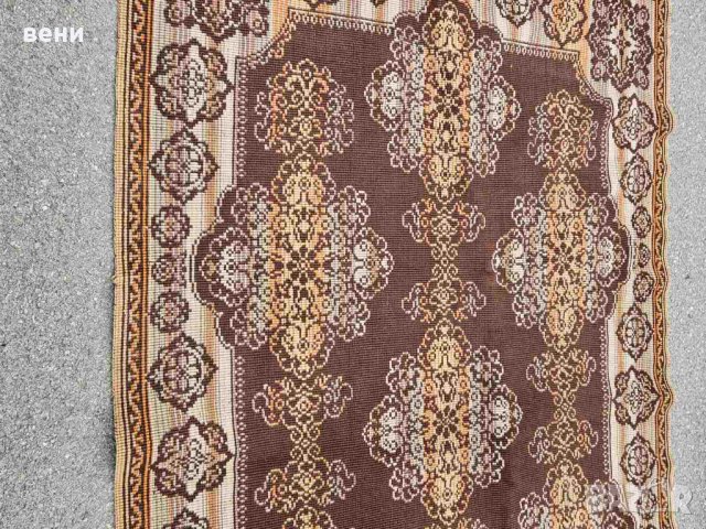 Стар вълнен килим , снимка 8 - Килими - 41338605