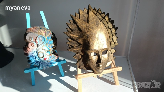 Венециански, керамични маски за стена. 