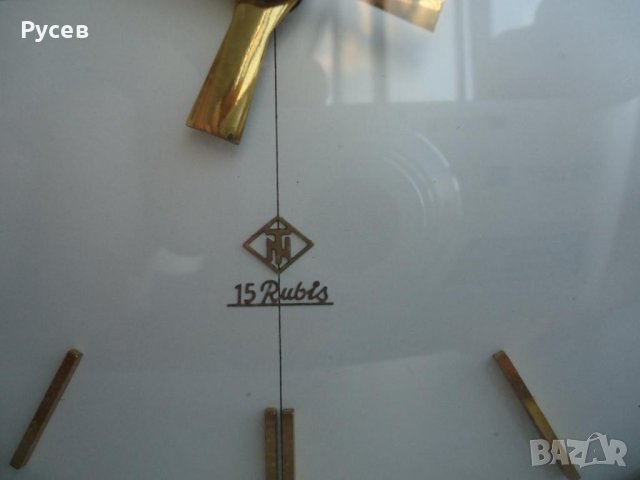 Стоящ електромеханичен часовник, снимка 2 - Други - 41871775