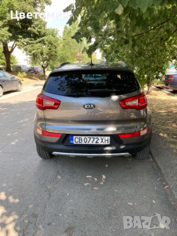 Kia Sportage 2012 Автоматик AWD 2.4MPI + Газ , снимка 4 - Автомобили и джипове - 52856388