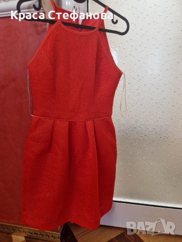 Червена рокля , снимка 1 - Рокли - 41904619