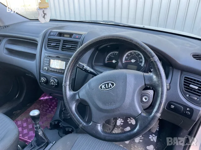 Kia Киа 2.2 с дясен волан, снимка 18 - Автомобили и джипове - 56041790