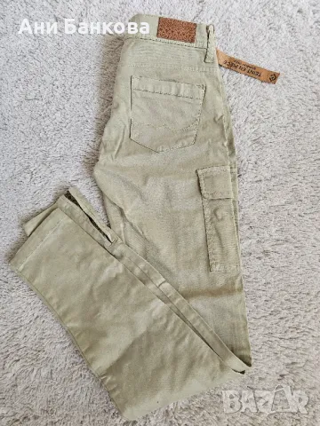 Дамски панталон резеда нов с етикет xs тип дънки, снимка 2 - Панталони - 11559684