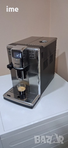 Кафеавтомат / кафемашина - робот. НОМЕР 20. Philips. Type EP5365. Работи с мляно и кафе...