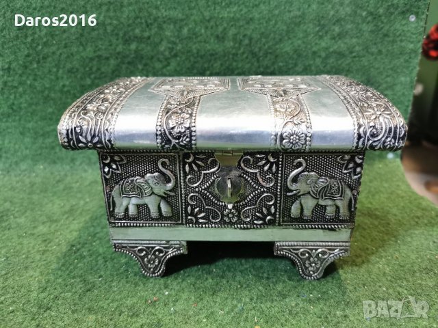 Стара кутия за бижута , снимка 2 - Антикварни и старинни предмети - 39429393