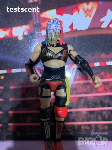 Екшън фигура WWE Asuka Аска Empress of Tomorrow Elite Collection figure играчка Mattel, снимка 2 - Колекции - 48928393