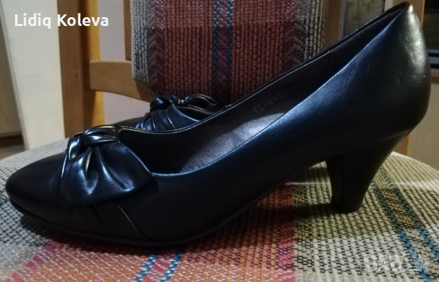 Нови дамски черни обувки, снимка 2 - Дамски обувки на ток - 36333942