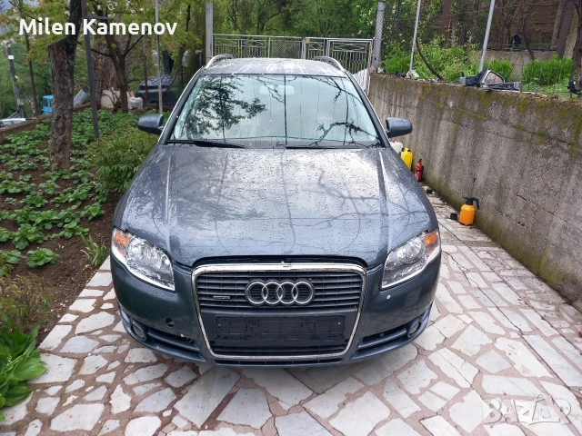 щора за багажник ауди а4 б7. 