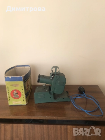 Прожекционен апарат за филмчета и диапозитиви, прожекционен апарат за филмчета, диапозитиви, снимка 8 - Друга електроника - 42336329