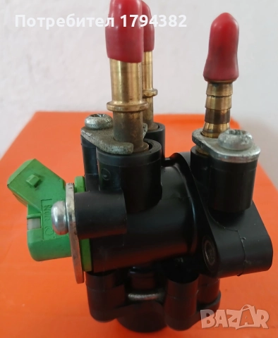 Продавам йнжекционен колектор., снимка 4 - Части - 52280234