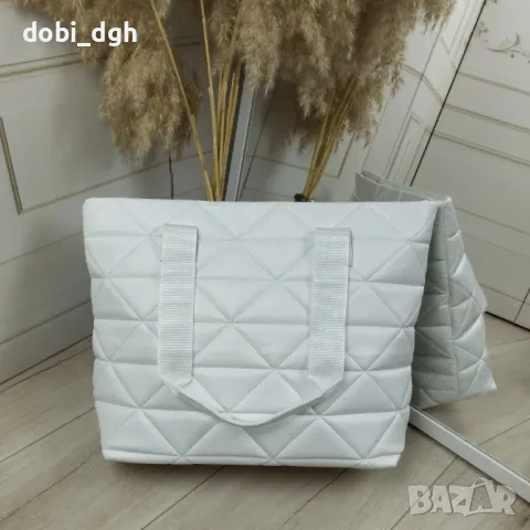 Дамска капитонирана чанта от еко кожа, снимка 1