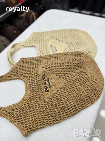 Prad🅰️ дамска чанта , снимка 2 - Чанти - 49478926