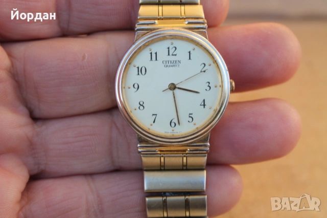 Дамски позлатен часовник ''Citizen''