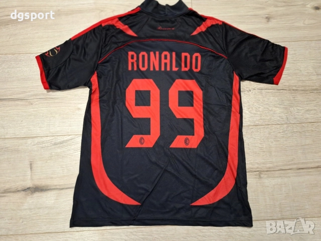 Футболна фланелка на Милан #Роналдо Феномена #99#ретро модел сезон 2007/2007!