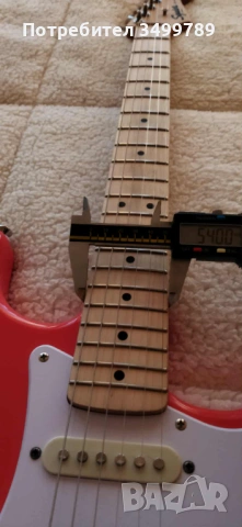 Squier Stratocaster + Eric Clapton Mid Boost kit, снимка 7 - Китари - 53667525