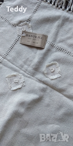 Нова квадратна ленена покривка за маса, 1м/1м, снимка 3 - Покривки за маси - 53342015