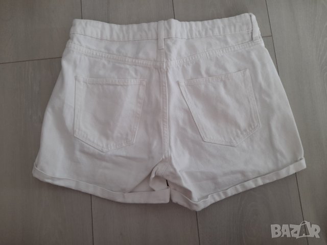 Дамски къси пантолони