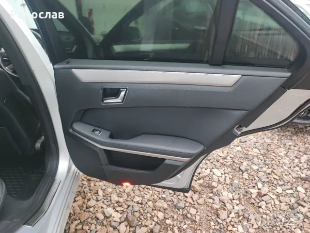 Мерцедес Е класа W212 OM 651 седан, снимка 12 - Автомобили и джипове - 48444731