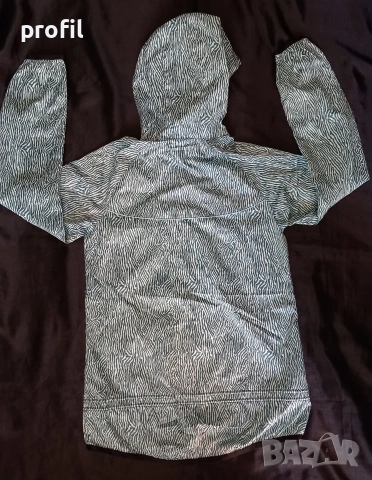 Nike Windbreaker S дамска ветровка/яке, снимка 6 - Спортни екипи - 53797185