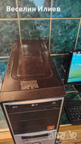 Настолен компютър + Монитор, снимка 6 - Работни компютри - 52362733