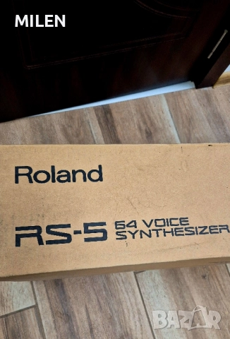 Roland RS-5 Ново Синтезатор солистичен. , снимка 2 - Синтезатори - 52527572