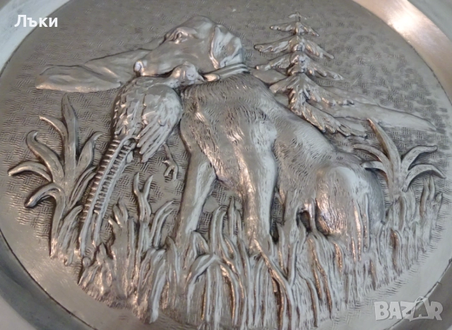 Калаена чиния с ловна картина,Куче с фазан. , снимка 4 - Антикварни и старинни предмети - 52776603