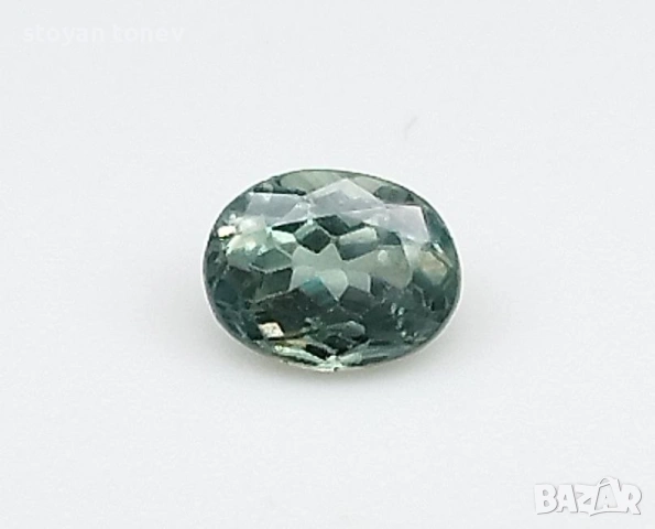 Завладяващ 0.36-каратов натурален александрит с VS чистота и GIA сертификат! Нов!, снимка 11 - Други - 53654266