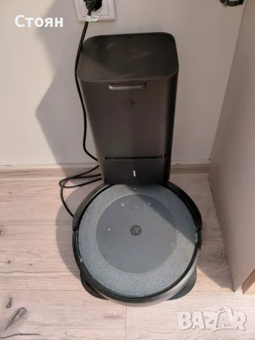 Продавам прахосмукачка робот Roomba