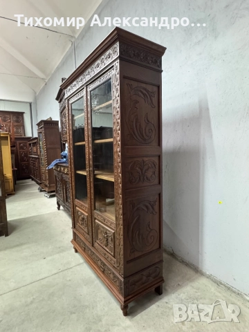 Уникална дъбова витрина, снимка 7 - Секции и витрини - 52717580