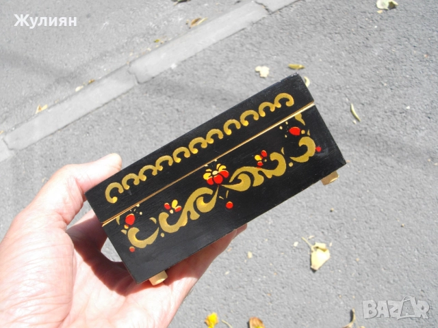 СТАРА РЪЧНО РИСУВАНА КУТИЯ ЗА БИЖУТА СССР, снимка 5 - Антикварни и старинни предмети - 51550823