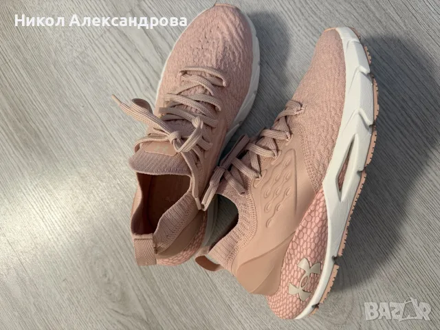 Under Armour маратонки розови , снимка 2 - Маратонки - 56233022