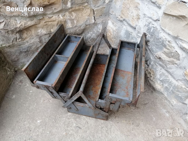 Стара Соц Метална Кутия За Инструменти / 7 кг. 