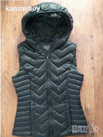 be by blanc noir - страхотен дамски елек 100% пух, снимка 3 - Елеци - 34251594