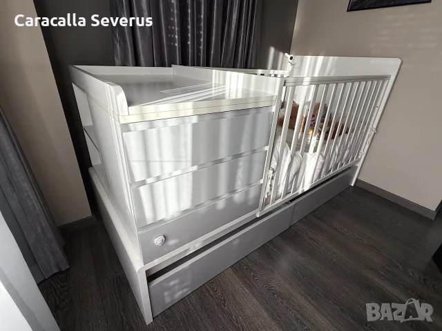 Премиум трансформираща се кошара Italbaby OSLO + пълен комплект (матрак и обиколници), снимка 3 - Бебешки легла и матраци - 55748277