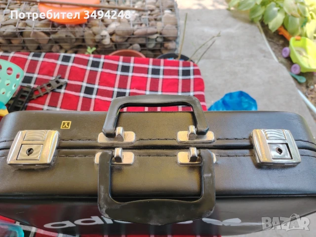 Винтидж лекарски спортен куфар Adidas, снимка 2 - Чанти - 50920669