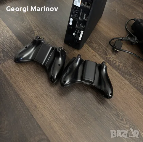 xbox360 S два оригинални контролера, снимка 9 - Xbox конзоли - 55574113
