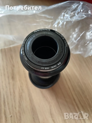 НОВО средно движение Race Face Pf30 24 68-73мм , снимка 3 - Части за велосипеди - 52913305