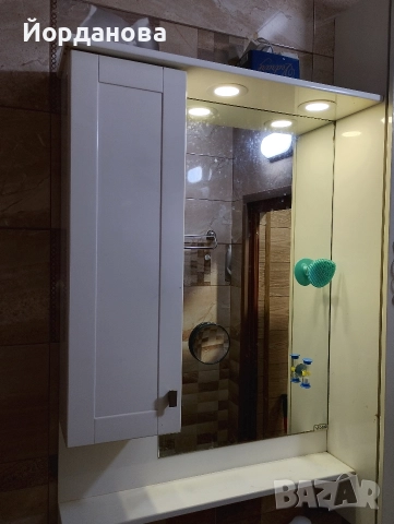 PVC горен шкаф с огледало за баня, снимка 4 - Шкафове - 52917919
