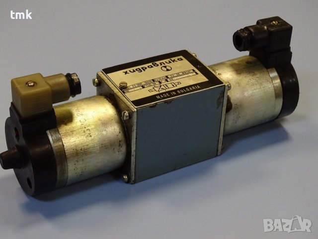 Електромагнитен хидравличен разпределител PX10081-024/00