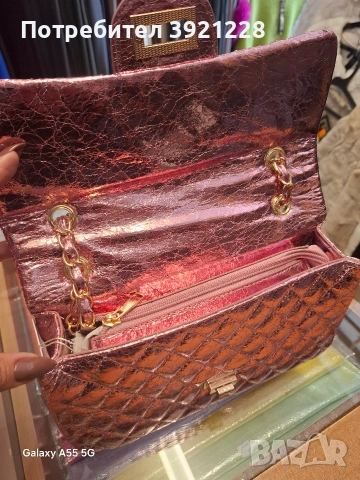 Дамска чантичка, снимка 4 - Чанти - 53680618