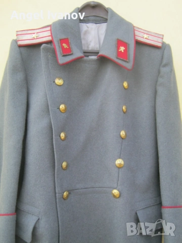 Офицерски шинел - Народна милиция, снимка 2 - Антикварни и старинни предмети - 53870253