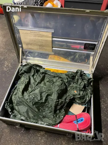 Немски военен алуминиев сандък от 1962г./Deutsche Bundeswehr, снимка 4 - Антикварни и старинни предмети - 48898964