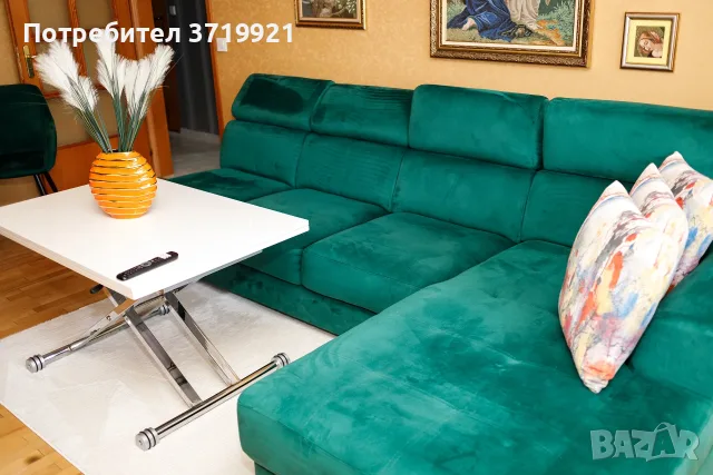Продава се просторен, тристаен, напълно обзаведен апартамент – 86 кв.м. реална площ – широк център  