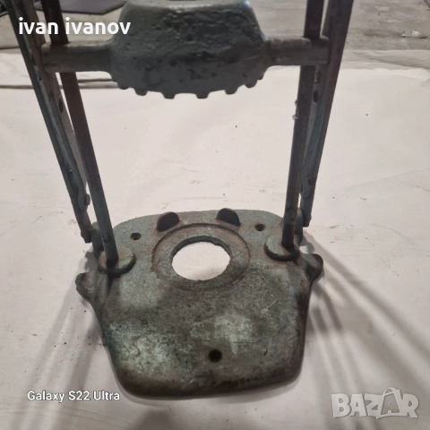 Яка Затварачка Буркани, снимка 13 - Буркани, бутилки и капачки - 51489381