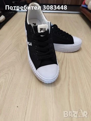 Дамски кецове